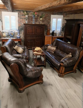 Screenshot_20251217_222733_com.whatsapp_edit_61243615247945